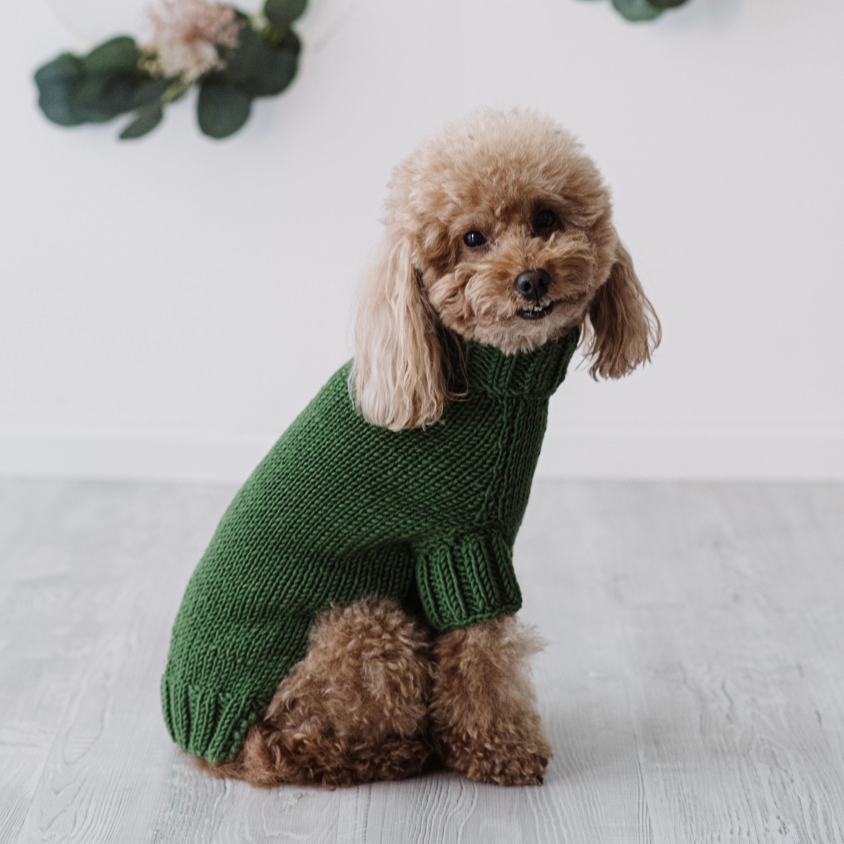 Solid color wool sweater - handmade